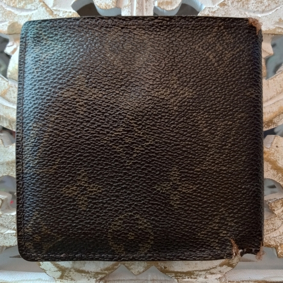 Sale ~ Louis Vuitton Mens Billfold Monogram Wallet - 100% Authentic - Picture 2 of 8